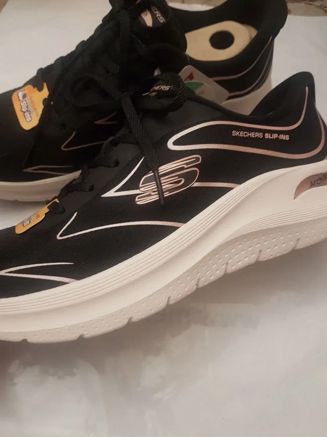 کفش اسکیتچرز اصل زنانه|کیف، کفش، کمربند|تهران, تهرانپارس جنوبی|دیوار