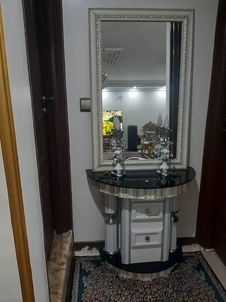 آینه شمدان|آینه|تهران, جلیلی|دیوار