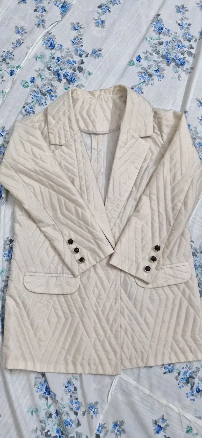 کت، مانتو، شلوار دخترانه|لباس|گرگان, |دیوار