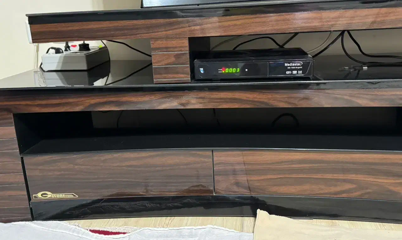 میز تی وی|میز تلویزیون|شهرکرد, |دیوار