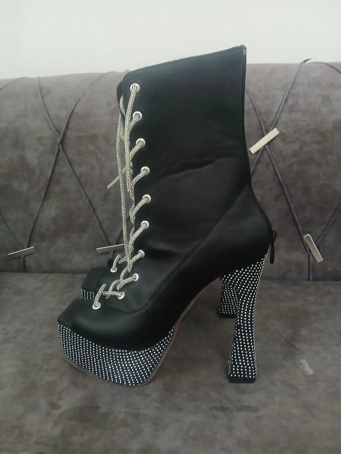 کفش مجلسی|کیف، کفش، کمربند|اردبیل, |دیوار