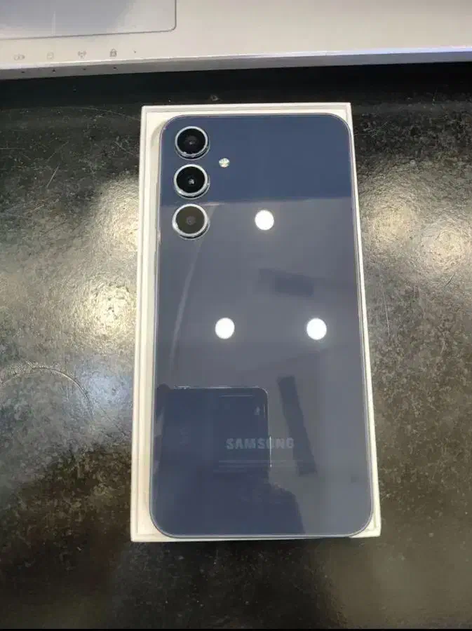 Samsung  A35|موبایل|یزد, |دیوار