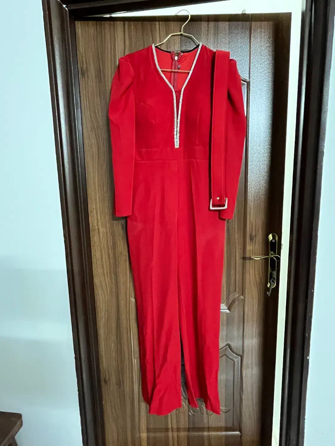 اورال مجلسی آستین پفی|لباس|مشهد, خواجه ربیع|دیوار