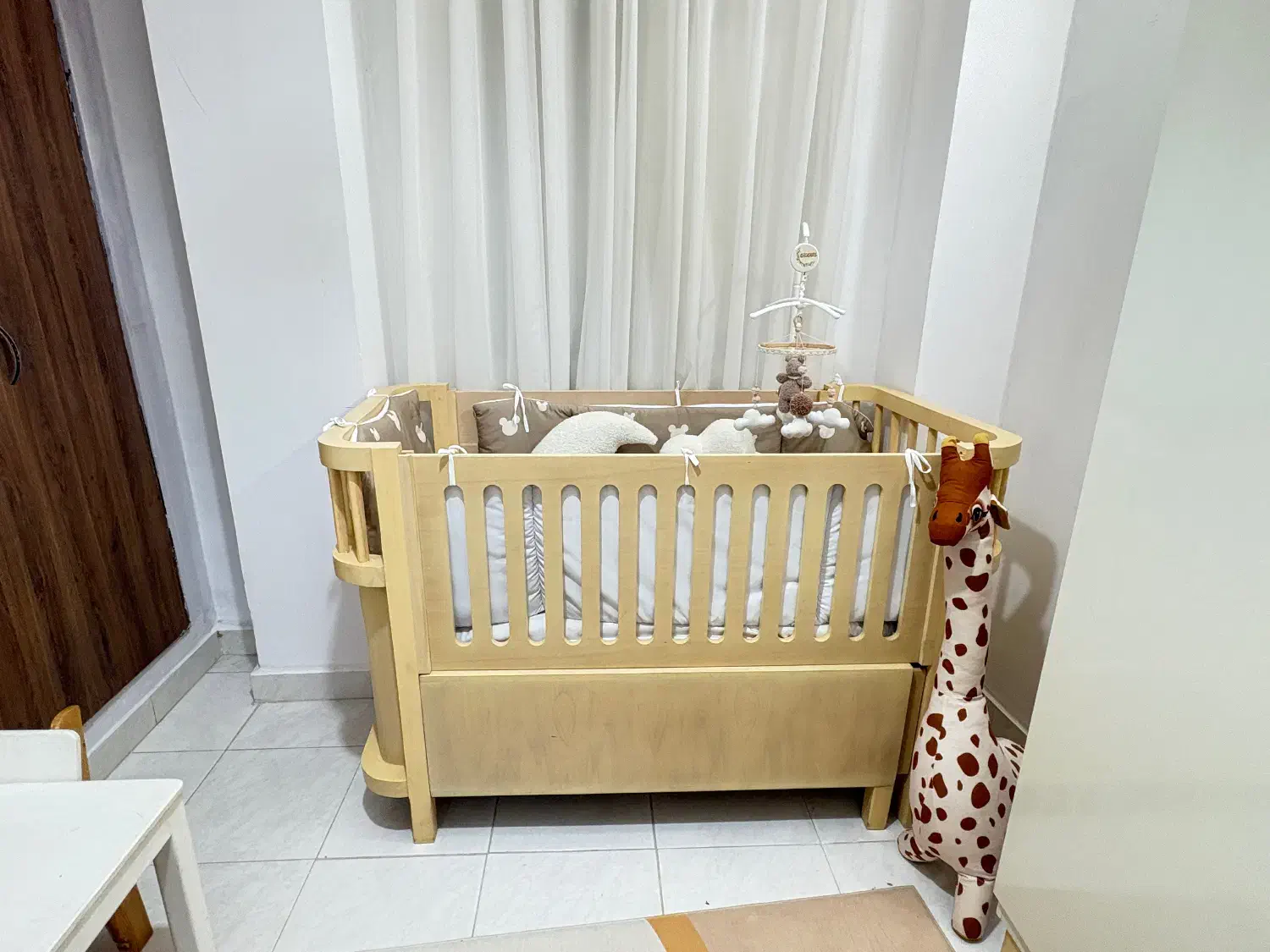 تخت مناسب سیسمونی|تخت و صندلی بچه|گرگان, |دیوار