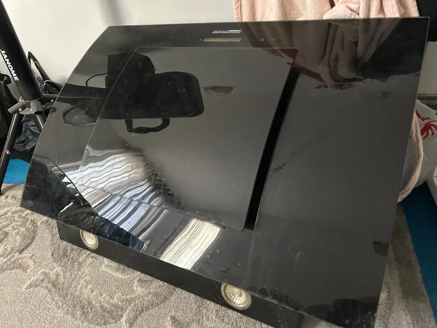 هود مارک درسا|هود|تربت جام, فاز ۳ فرهنگیان|دیوار