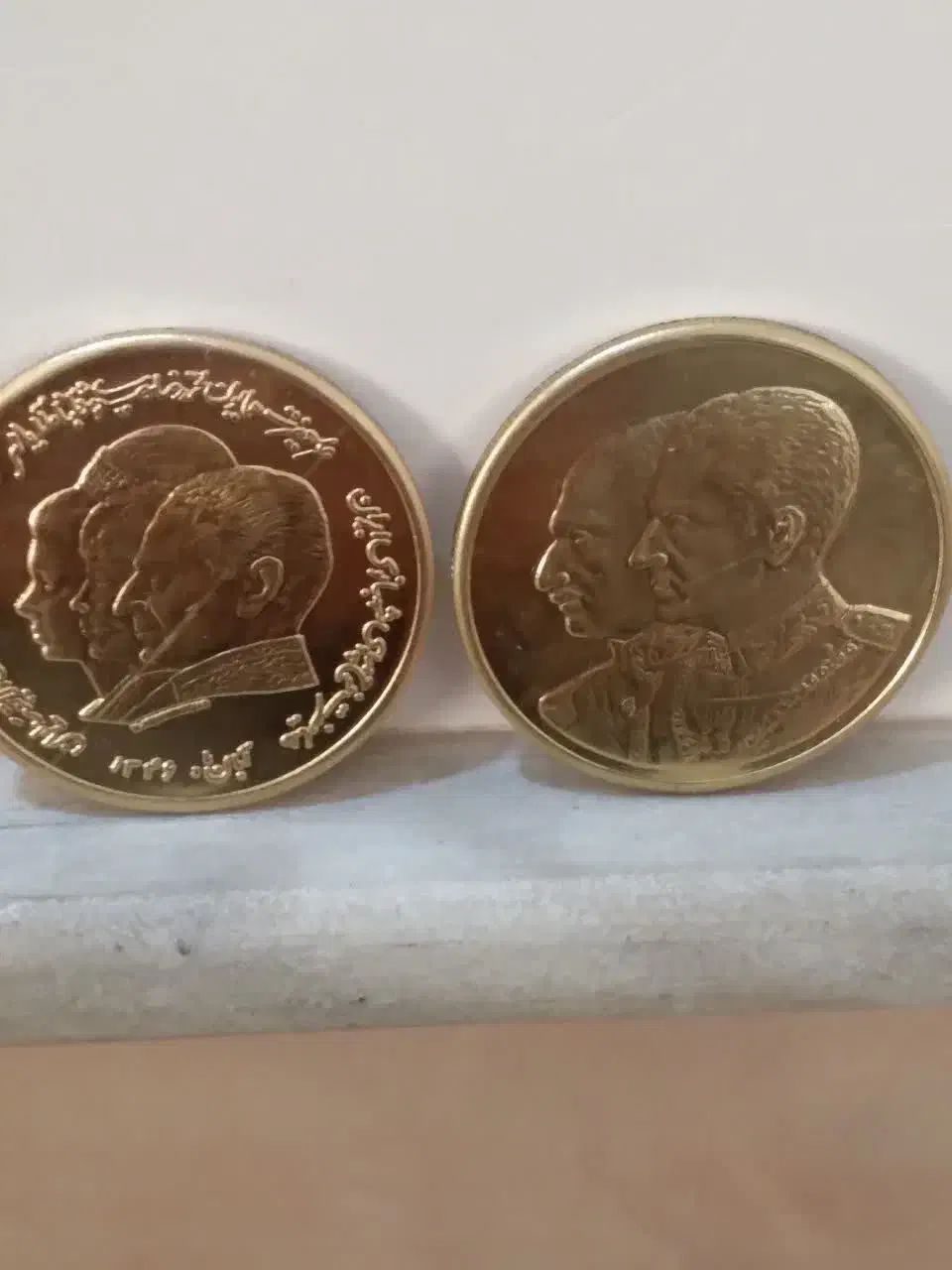 دوران پهلوی|کلکسیون سکه، تمبر، اسکناس|قم, نیروگاه|دیوار