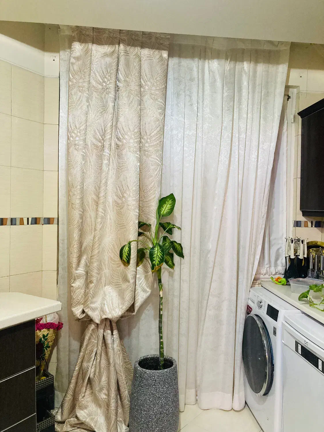 کتیبه پرده در حد نو|پرده، رانر، رومیزی|تهران, نارمک|دیوار