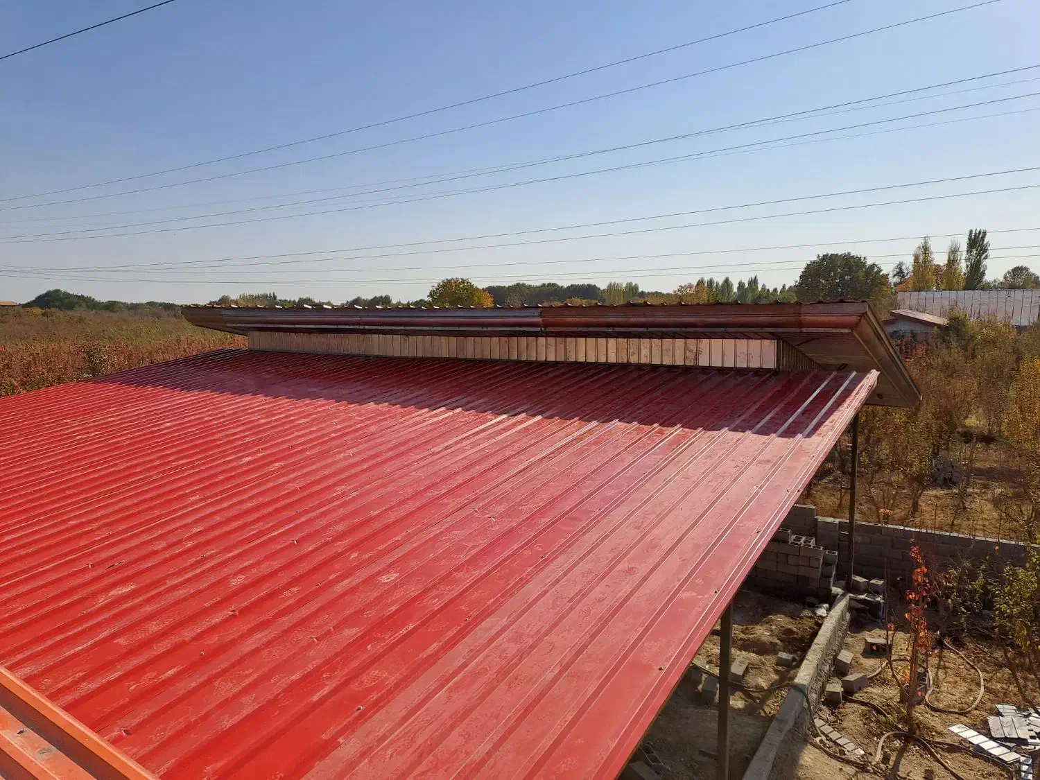 نصب و اجرای سقف شیروانی|خدمات پیشه و مهارت|کرج, کمال‌شهر|دیوار