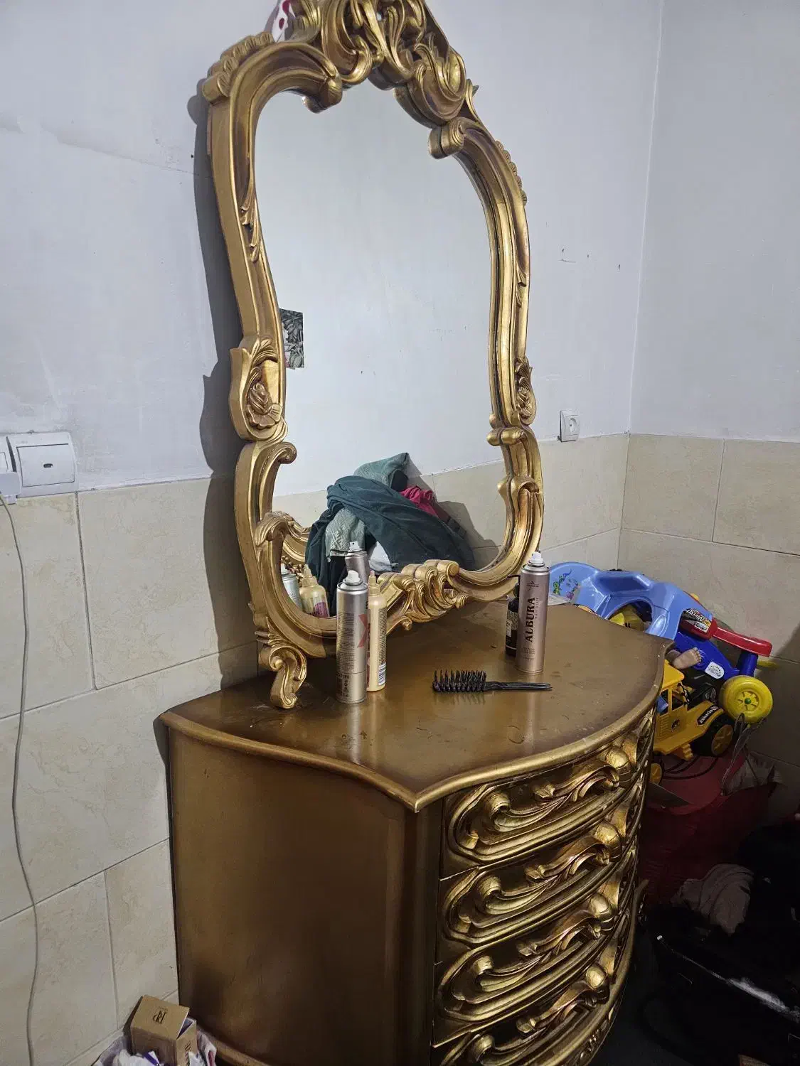 مبلمان سلطنتی|مبلمان خانگی و میز عسلی|ایوانکی, |دیوار