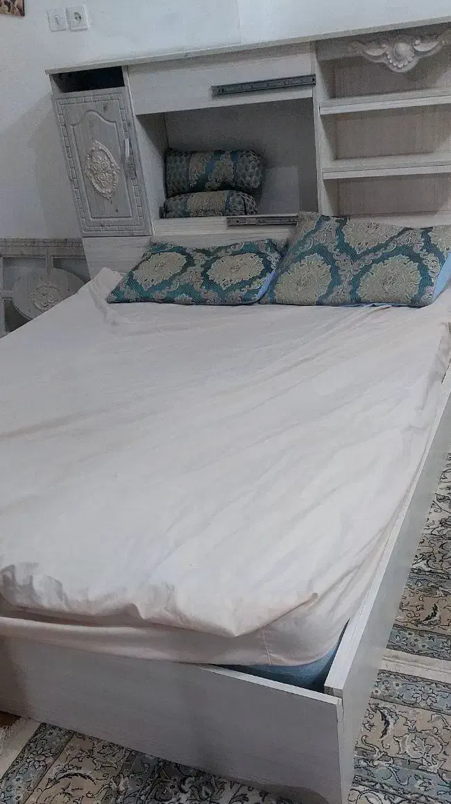 تخت خواب دو نفره با تشک طبی رویال|تخت و سرویس خواب|تربت جام, شاد|دیوار