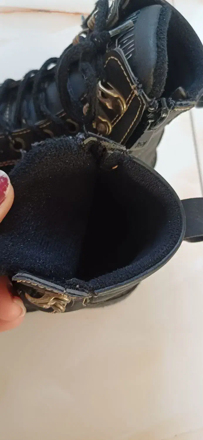 پوتین پسرانه ۲۹|کفش و لباس بچه|نظرآباد, شهرک سید جمال الدین|دیوار