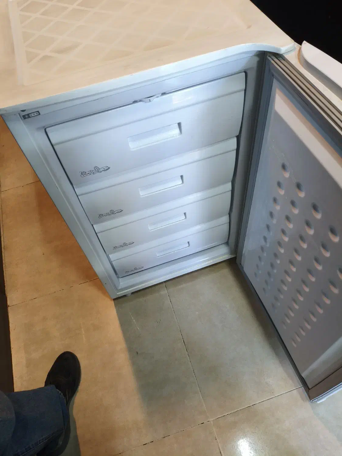 ۳ عدد یخچال فریزر|یخچال و فریزر|رشت, دباغیان|دیوار