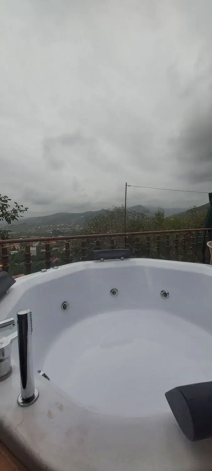 اجاره روزانه ۸۵ کلبه سوئیسی جکوزی دار در شیرگاه|اجارهٔ کوتاهمدت ویلا و باغ|مرزیکلا, |دیوار