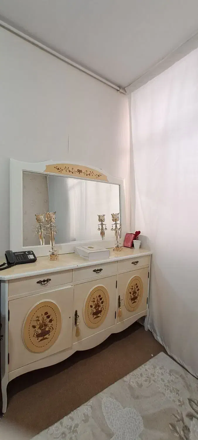 آینه و کنسول|بوفه، ویترین، کنسول|اراک, |دیوار