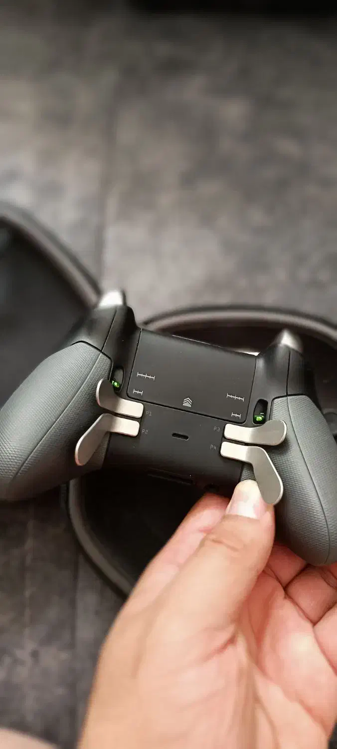 دسته الیت ایکس باکس|کنسول، بازی ویدئویی و آنلاین|شیراز, شهرک بهشتی|دیوار