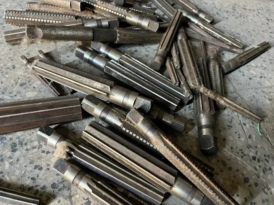 تعداد50تا برقو از ۱۶ تا۳۰|ابزارآلات|لنجان, |دیوار