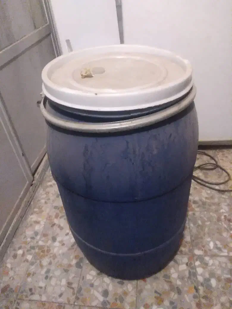 فروش دبه ۸۰ لبتری|ظروف نگهدارنده، پلاستیکی، یک‌بارمصرف|تهران, مظاهری|دیوار