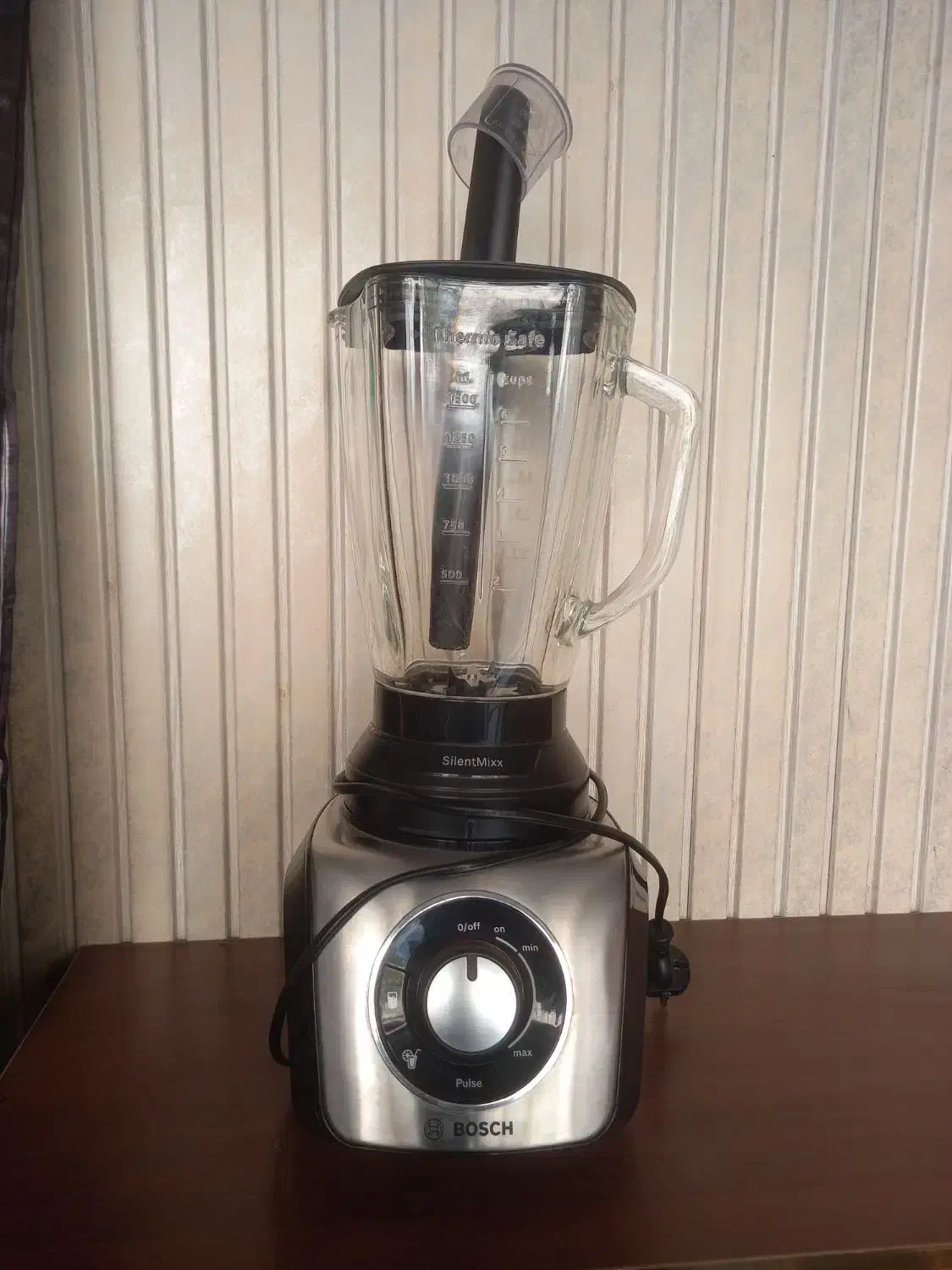 مخلوط کن|آبمیوه‌گیر و آب‌مرکبات‌گیر|پاکدشت, پاکدشت (مامازند)|دیوار