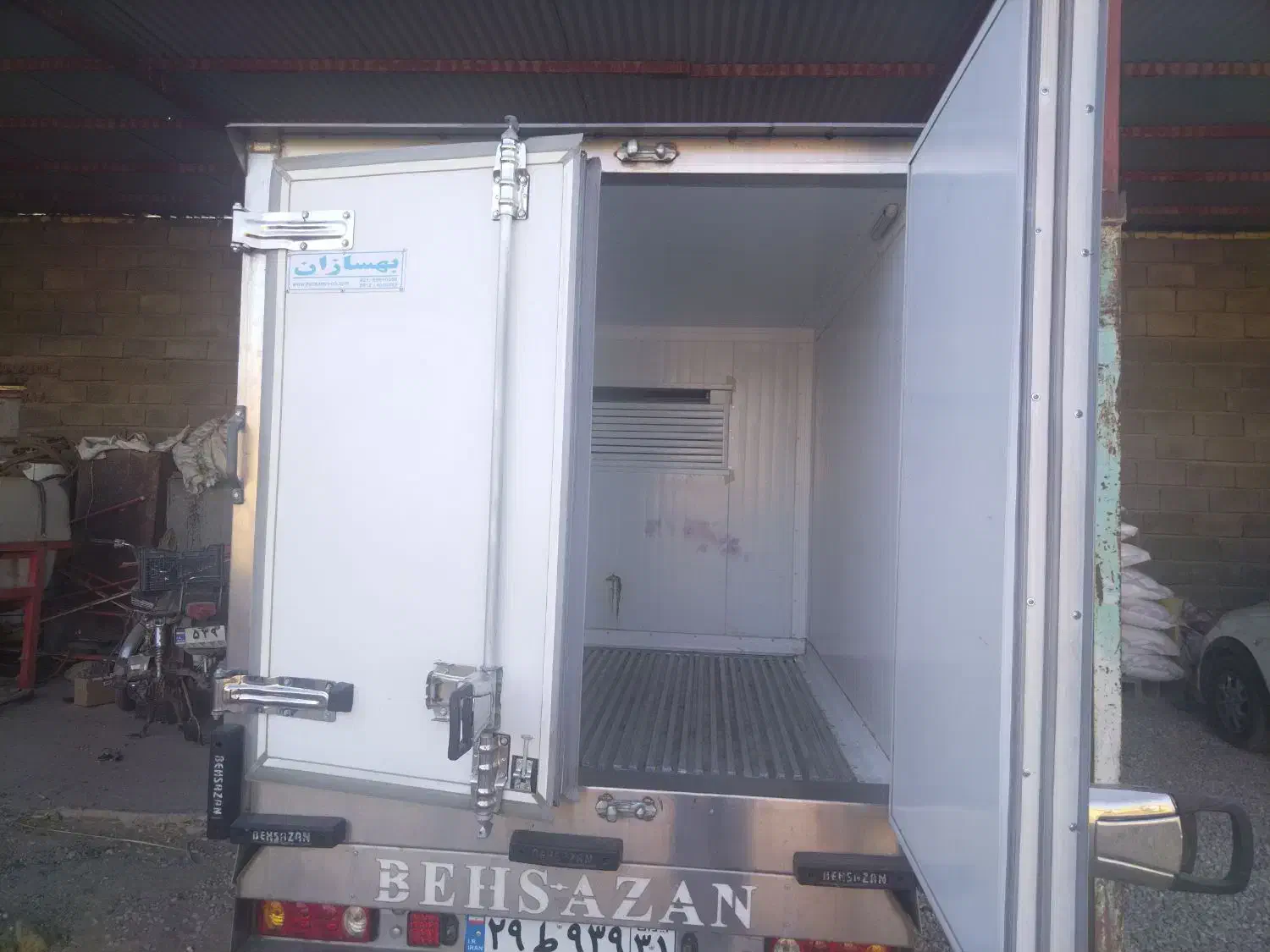 حمل بارهای یخچالی یخچال با آریسان یخچالدار|خدمات حمل و نقل|خرمآباد, |دیوار