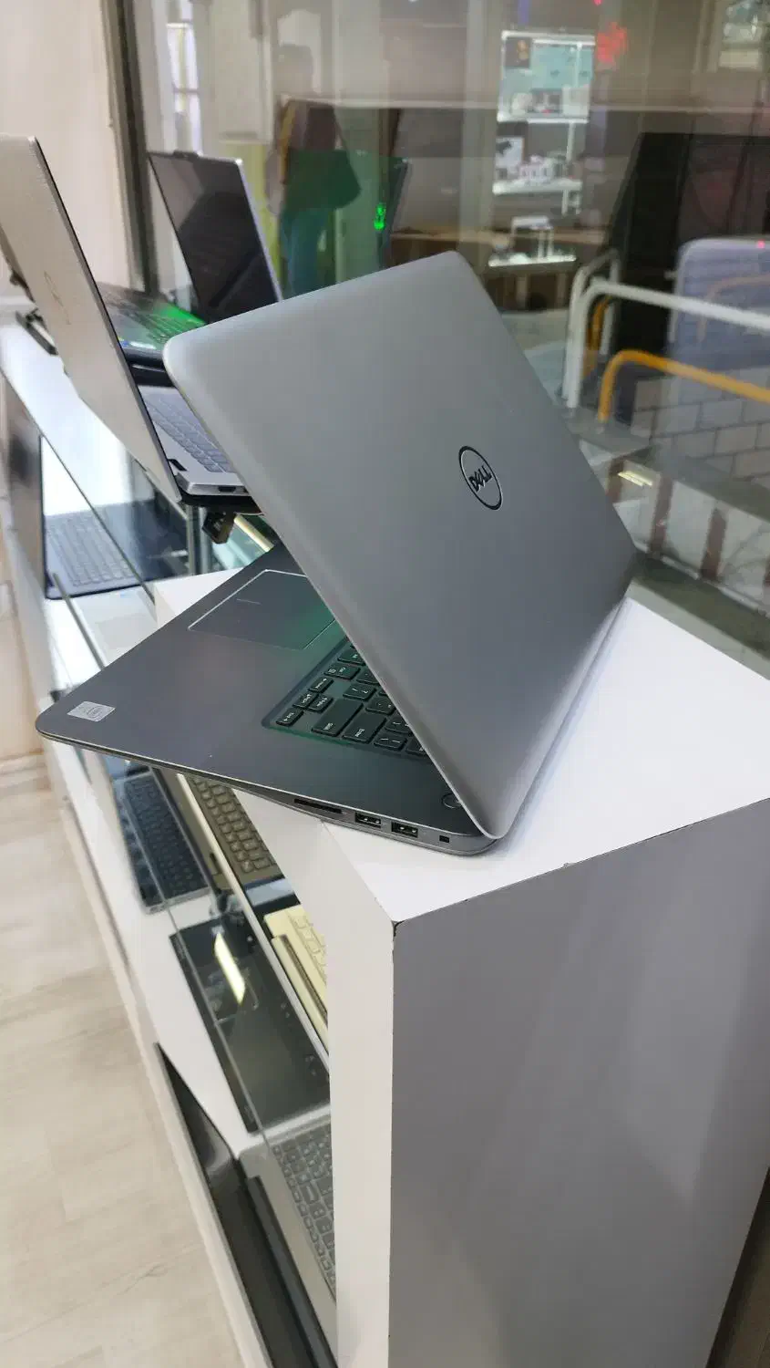 لپتاپ بدنه فلزی صفحه لمسی/i5 با قیمت اقتصادی|رایانه همراه|تبریز, |دیوار