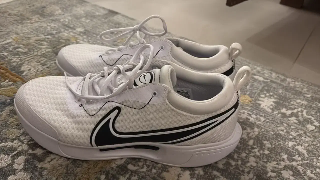 کفش نایک اصل وارداتی از کانادا|کیف، کفش، کمربند|شیراز, دینکان|دیوار