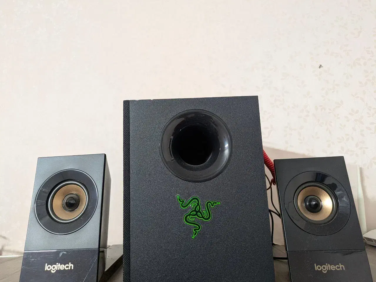 اسپیکر کیفیتی لاجیتک|قطعات و لوازم جانبی رایانه|مشهد, تربیت (صدف)|دیوار