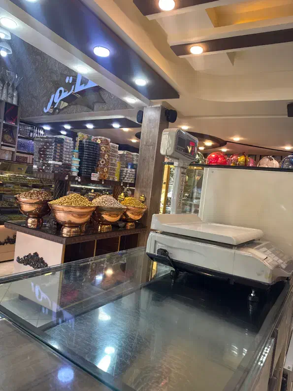 فروشند خانم وکار گر ساده اقا|استخدام خدمات فروشگاه و رستوران|تهران, فدک|دیوار