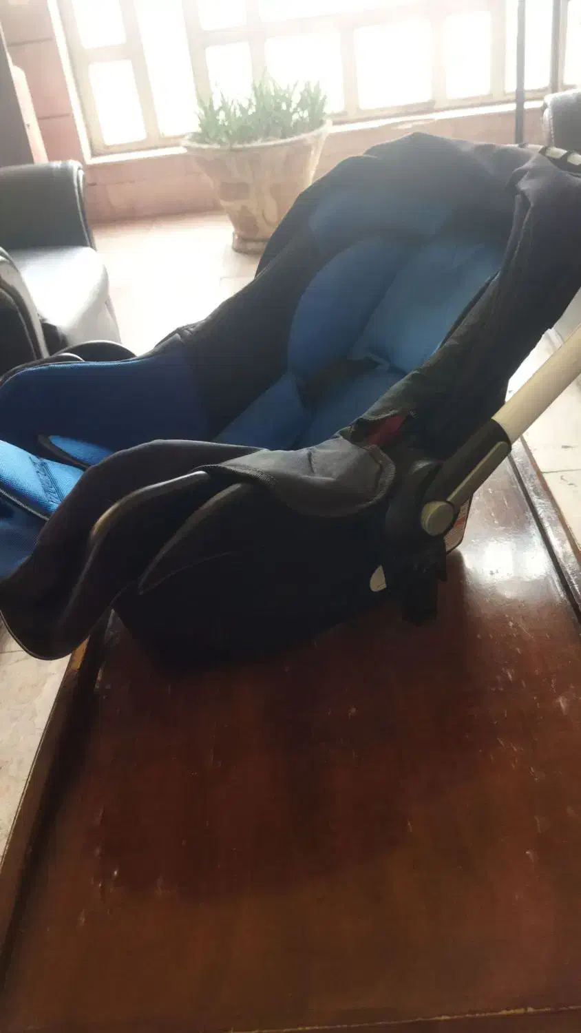 کریر|کالسکه و لوازم جانبی|اسلام‌شهر, شهرک الهیه|دیوار