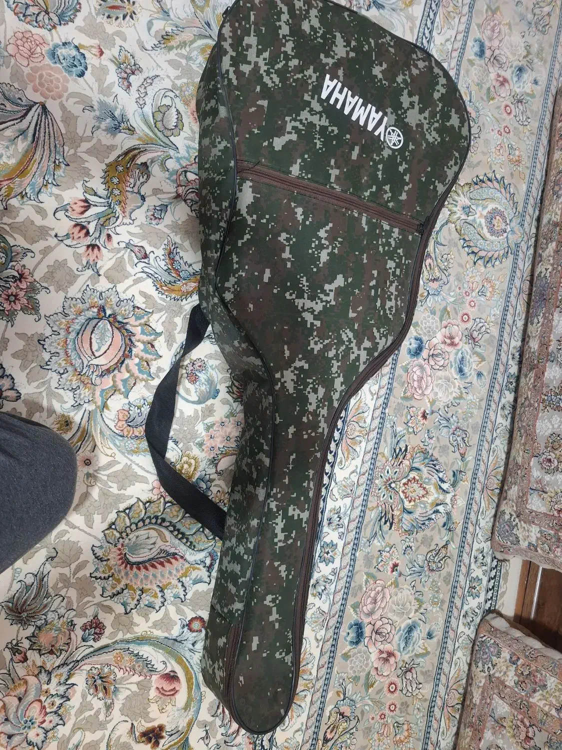 گیتار|گیتار، بیس، امپلیفایر|مشهد, دانشجو|دیوار