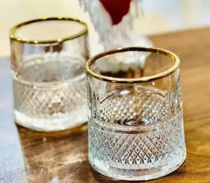 لیوان های لب طلایی شیک وارزان|ظروف سرو و پذیرایی|اهواز, کوی علوی|دیوار