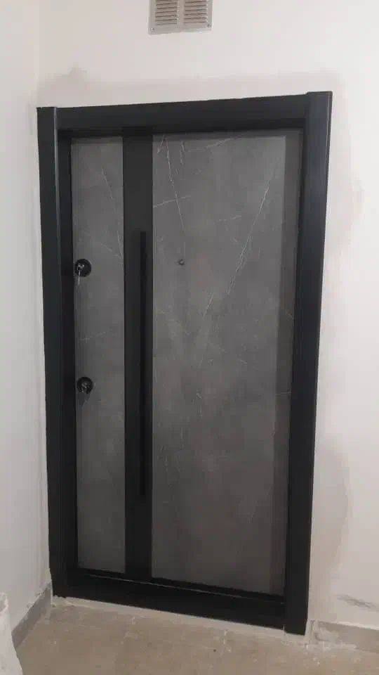 درب آبنوس LkAS و ونوس پلی استر2160 و رنگ|مصالح و تجهیزات ساختمان|هشتگرد, هشتگرد قدیم|دیوار