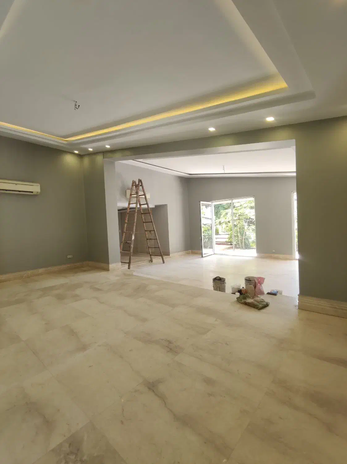 ۱۲۰۰ متر ویلا با دسترسی آسان