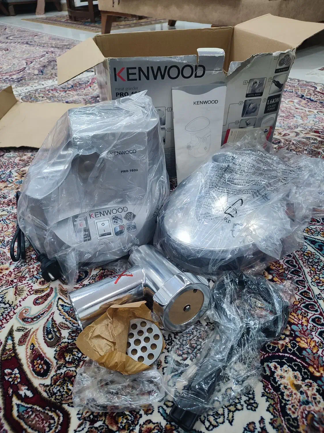 چرخ گوشت کنوود ۱۶۰۰ پرو|سایر لوازم برقی|رشت, گلسار|دیوار