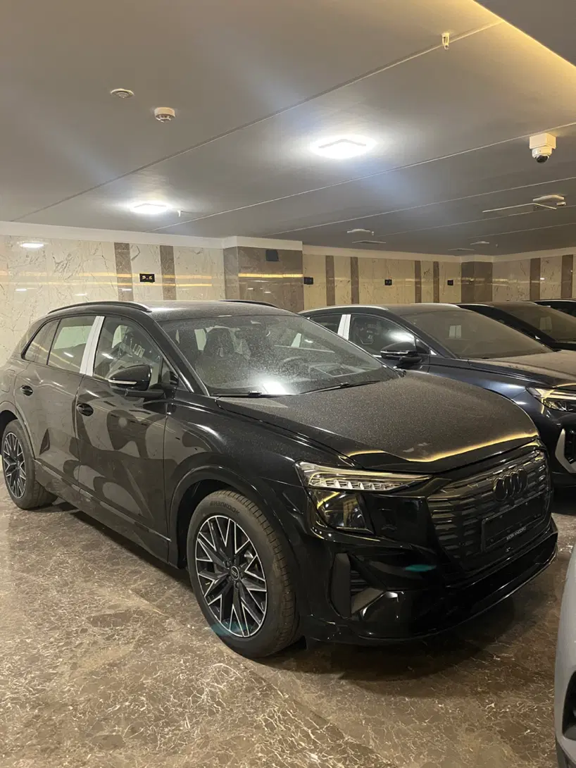 E-tron Audi Q5|خودرو سواری و وانت|تهران, فرمانیه|دیوار