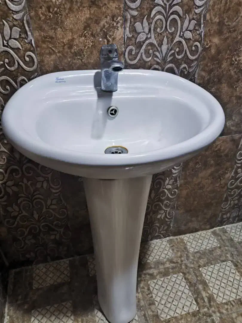 ۲عدد روشویی تمیز ونو|لوازم سرویس بهداشتی|آبادان, |دیوار