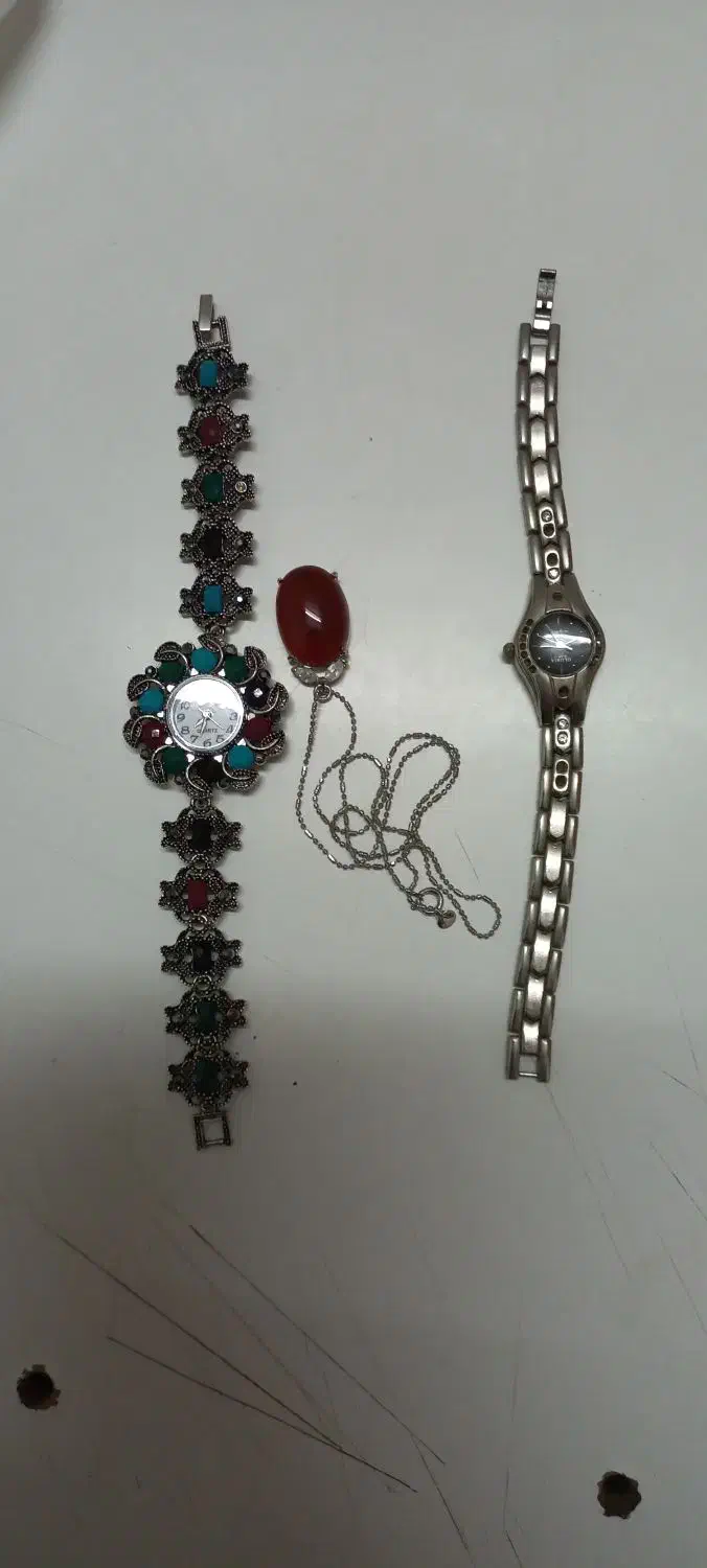 گردنبند وساعت|زیورآلات و اکسسوری|قم, شاه ابراهیم|دیوار