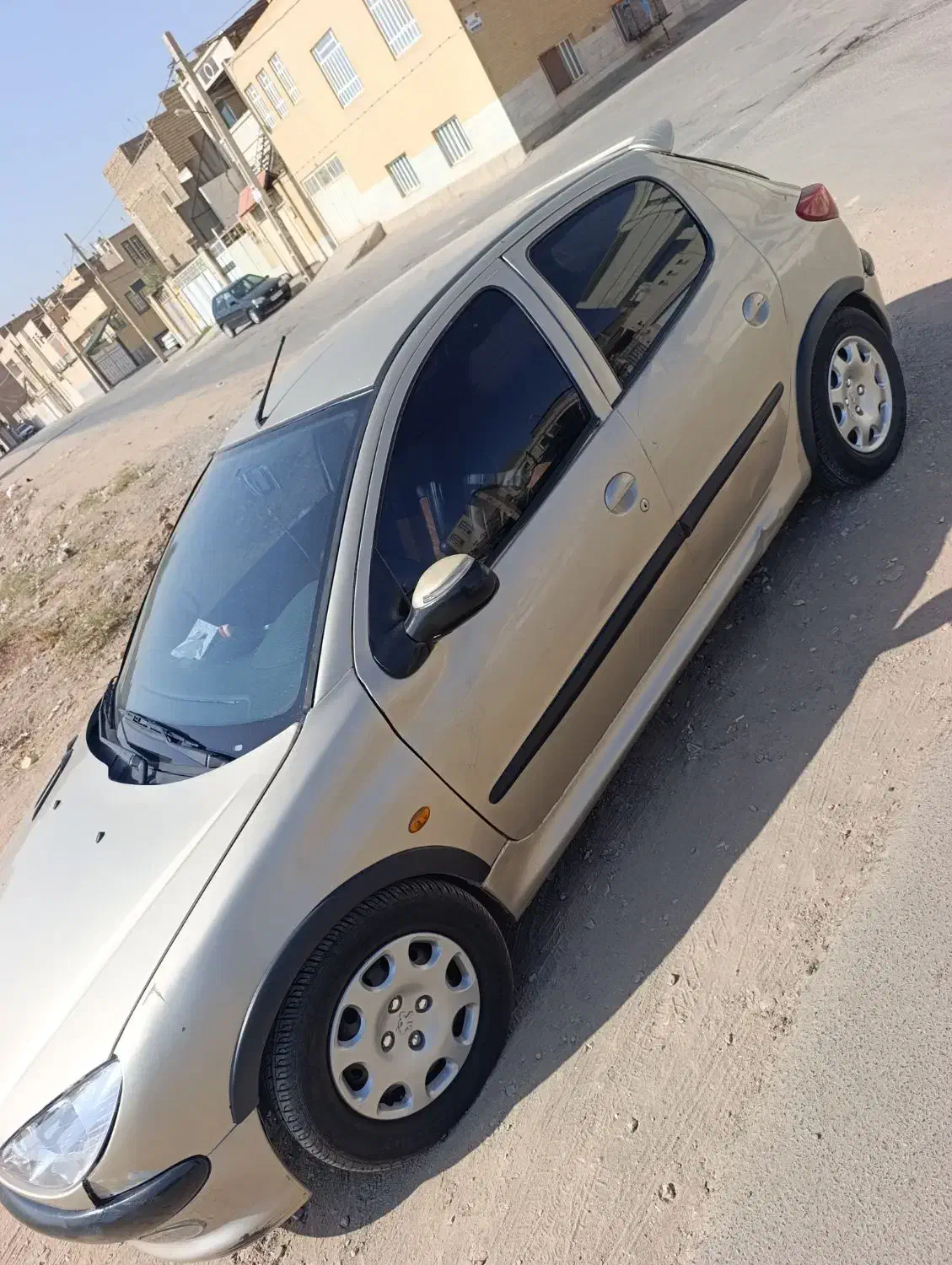 206مدل 82|خودرو سواری و وانت|یزد, |دیوار