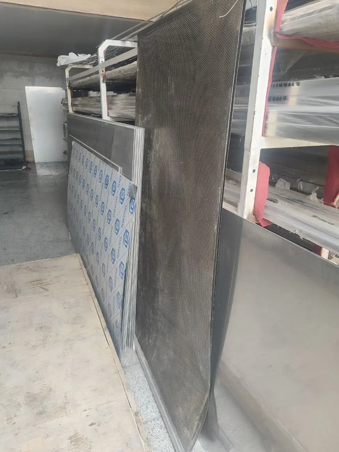 ورق استیل.لوله .پروفیل نبشی.تسمه.میلگرداستیل|عمدهفروشی|شیراز, شهرک صنعتی شیراز|دیوار