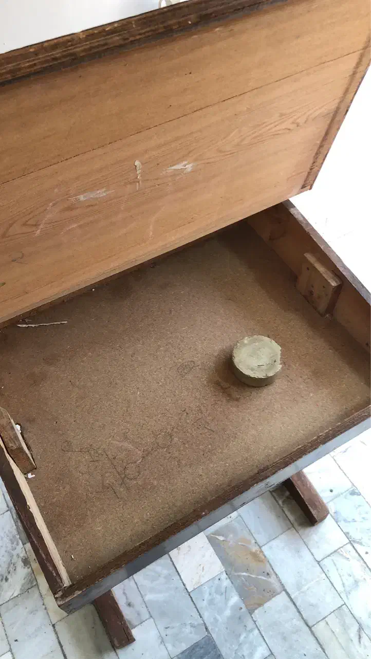 میز نماز و تحریر|صندلی و نیمکت|اصفهان, خواجو|دیوار