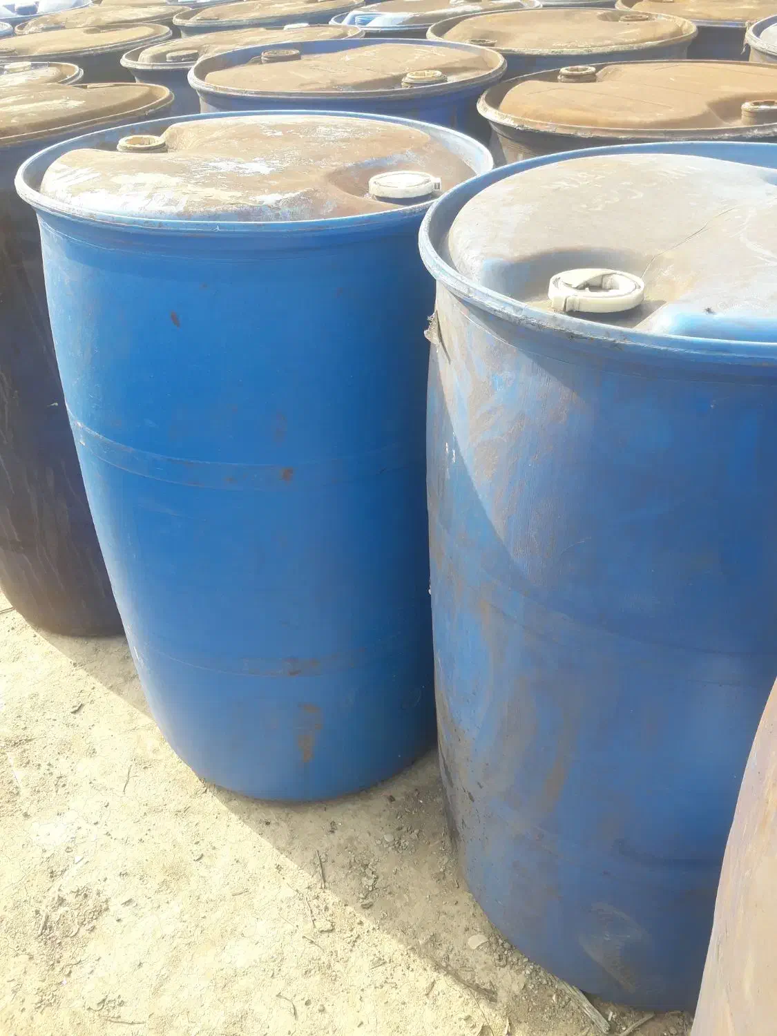 بشکه پلاستیکی|ظروف نگهدارنده، پلاستیکی، یک‌بارمصرف|مهران (ایلام), |دیوار