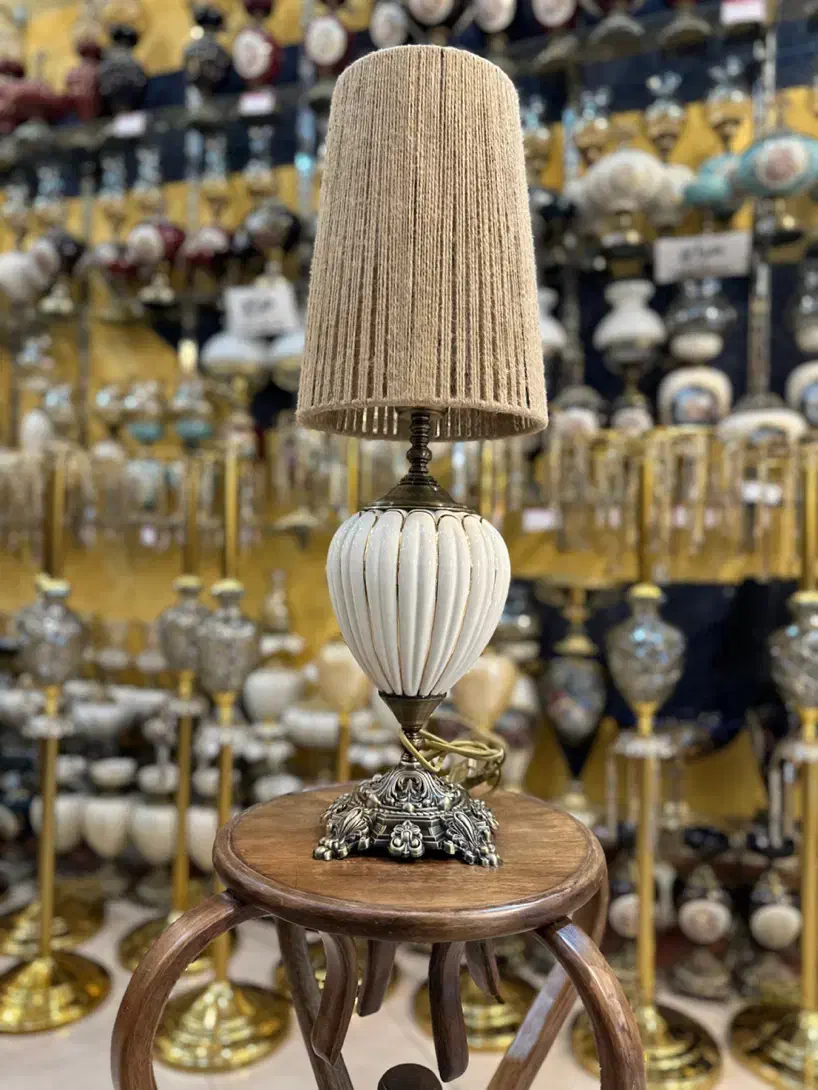 آباژور-لاله-چراغ رومیزی|چراغ خواب و آباژور|اردبیل, |دیوار