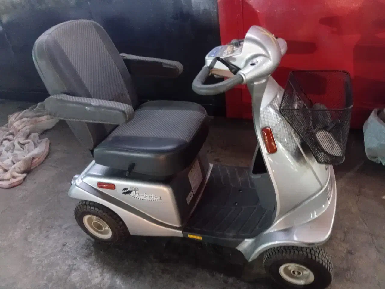 ویلچر برقی|پزشکی|زاهدان, |دیوار