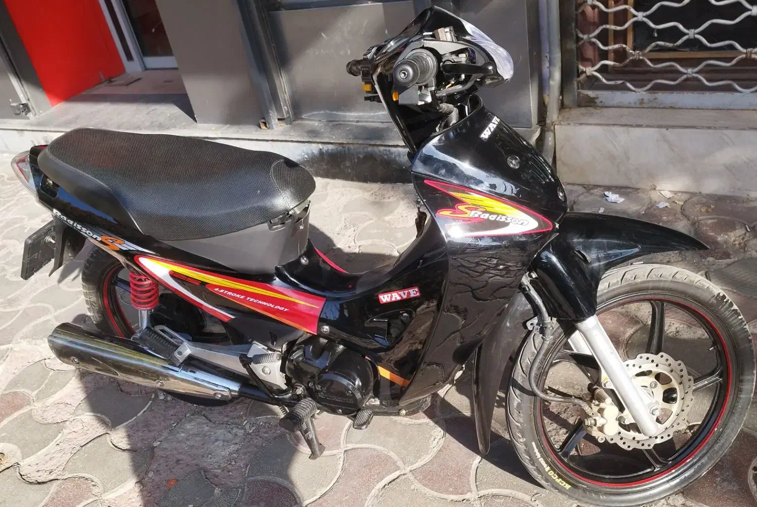 کویر موتور طرح ویو رادیسون ۱۲۵ مزایده|موتورسیکلت|میاندوآب, |دیوار