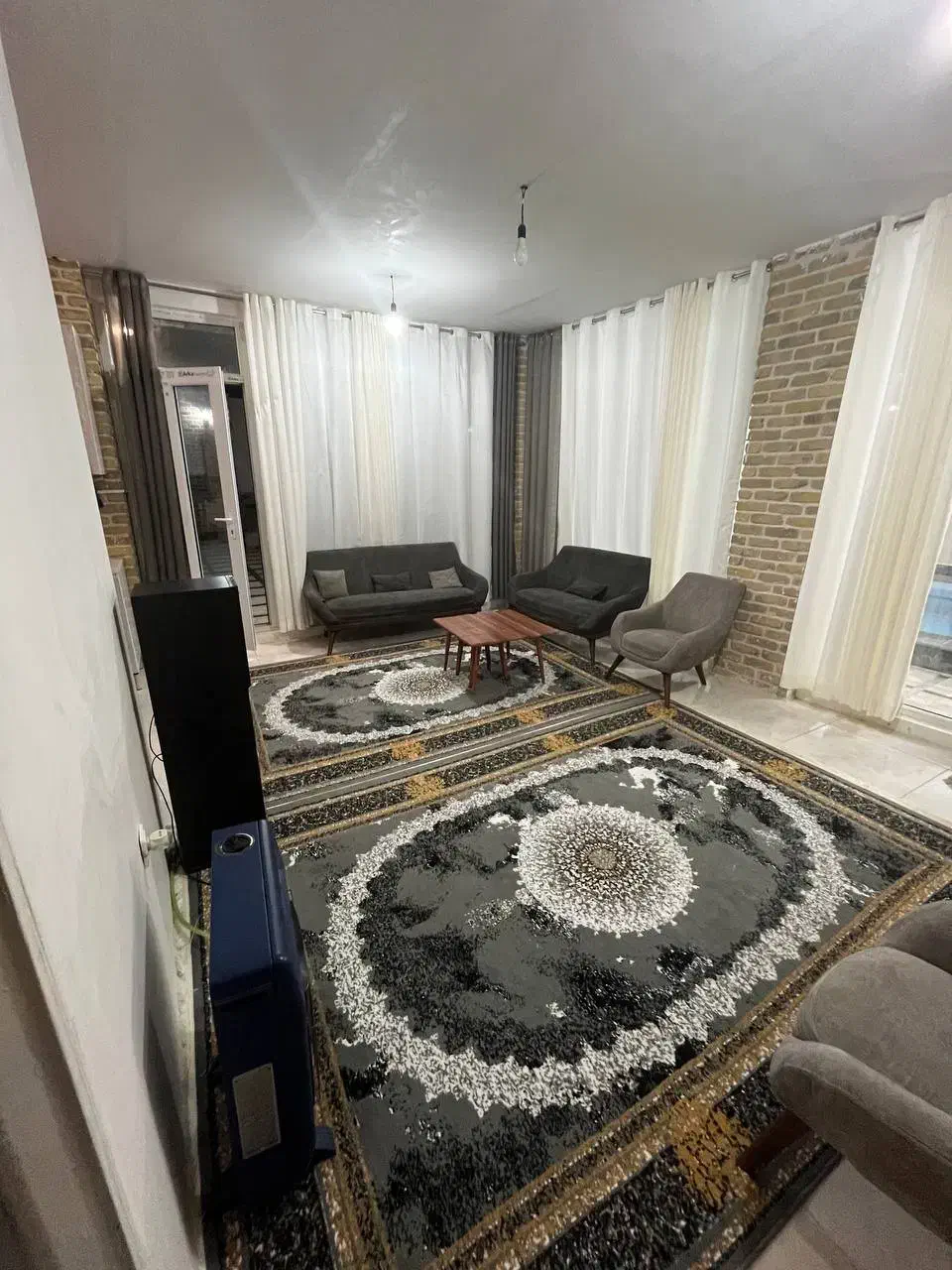 اجاره باغ ویلای (نوساز و نقلی)|اجارهٔ کوتاهمدت ویلا و باغ|شهریار, شهرک شاهد|دیوار