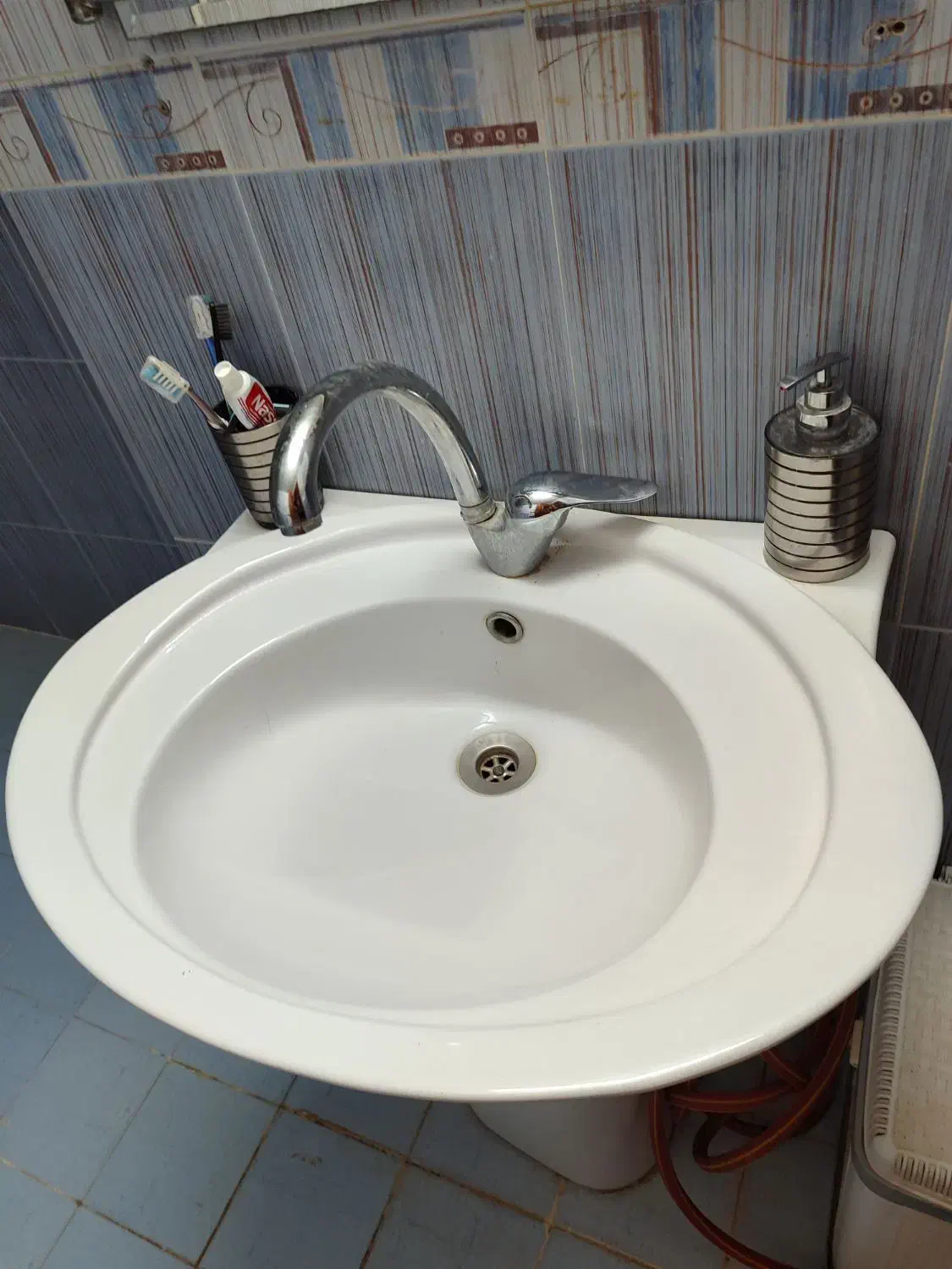 روشویی سالم|لوازم سرویس بهداشتی|اصفهان, چرخاب|دیوار