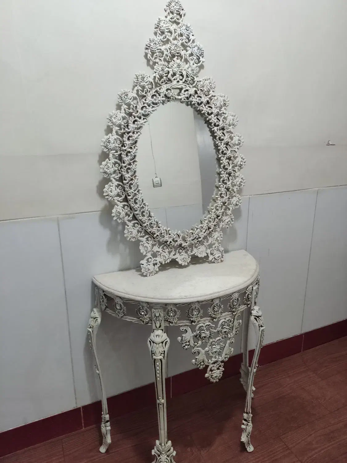 آینه شمعدان|آینه|اسلام‌شهر, شاطره|دیوار