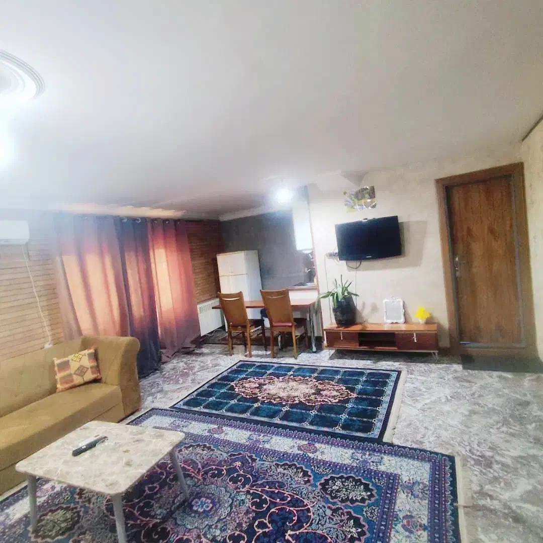 اجاره واحد 100 متری نزدیک بیمارستان تریتا|اجارهٔ کوتاه‌مدت آپارتمان و سوئیت|تهران, آبشار تهران (دریاچه)|دیوار