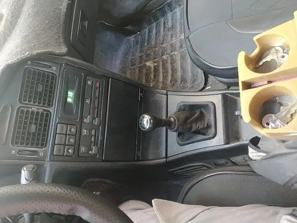 آردی ۸۴|خودرو سواری و وانت|برخوار, |دیوار