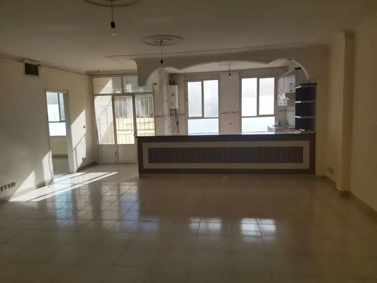 آپارتمان ۱۲۰ متری|اجارهٔ آپارتمان|نهاوند, |دیوار