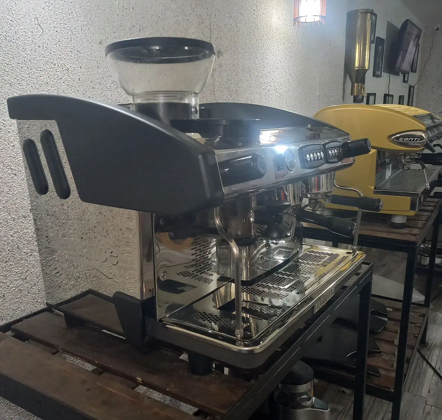 اسپرسوساز صنعتی دوگروپ تمام اتومات آسیابدار الگانس|کافیشاپ و رستوران|تهران, شهرک شریعتی|دیوار